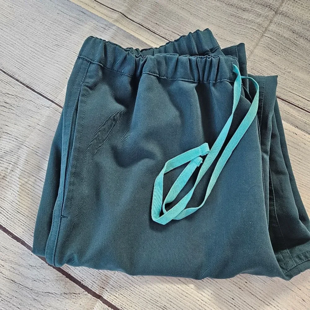 Figs Pisco Basic Scrub Pants FM4500, Caribbean Blue, Size S, Good Used Condition